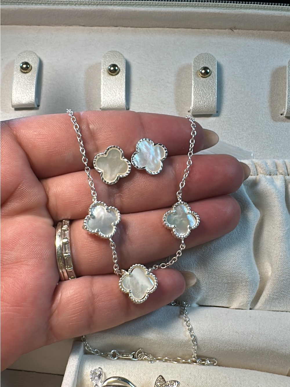 Mother of Pearl Clover Station Necklace and Stud Earring Set - White